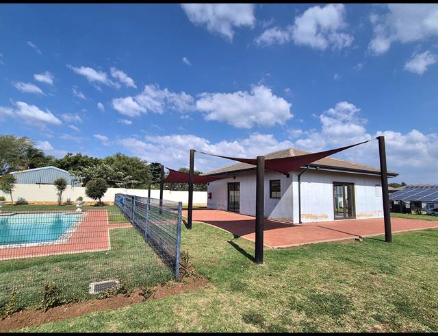 2 BEDROOM APARTMENT FOR SALE IN BENONI NORTH